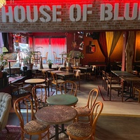 House of blues, Бурлэнге