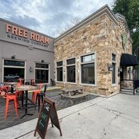 Free Roam Brewing Company, Боерн, Техас