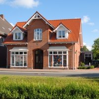 Fehntjer Forum, Раудерфен