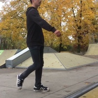 Kerelsplein, Розеларе