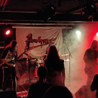 Konfus, Эсбьорг