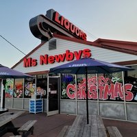Ms Newby's Liquors, Панама Сити Бич, Флорида