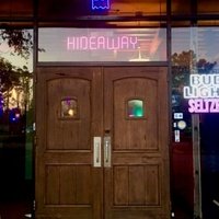 Hideaway Den & Arcade, Мандевилл, Луизиана