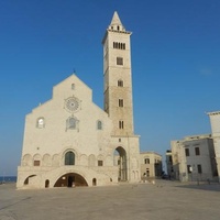 Piazza Duomo Trani, Trani
