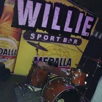 Drew & Willie's Sports Bar, Денем Спрингс, Луизиана