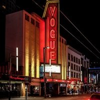 Vogue Theatre, Ванкувер
