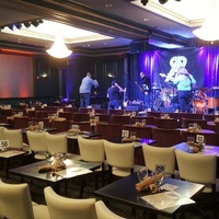 My Father's Place, Рослин, Нью-Йорк