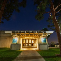 Barnsdall Gallery Theatre, Лос-Анджелес, Калифорния