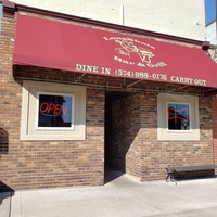 Longshots Bar and Grill, Нью Карлайл, Индиана