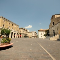 Piazza Martiri della Libertà, Терамо