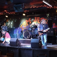 Let There Be Rock / On MacDade, Филадельфия, Пенсильвания