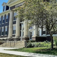 Ernie Eveland Gym, Парис, Иллинойс