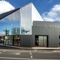 Salle Le Royal, Пессак