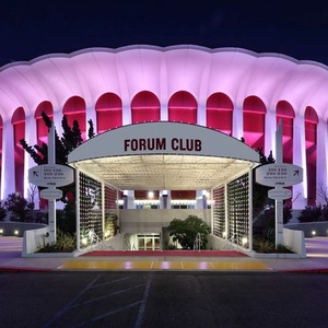 Rock concerts in The Kia Forum, Инглвуд, Калифорния