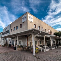 Hangar 18 Negrar, Верона