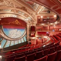 New Wimbledon Theatre, Лондон