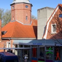 Haus der Jugend, Ален