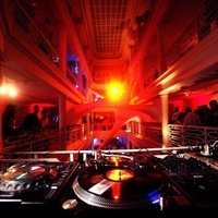 The Lounge 666, Лондон