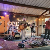 Mullins Prairie Store, Ла Грейндж, Техас