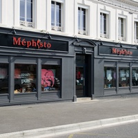 Mephisto Pub, Сен-Кантен