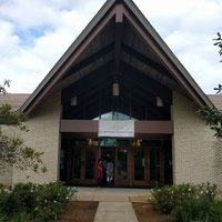 Resurrection Catholic Church, Мирамар-Бич, Флорида