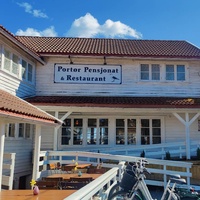 Pensjonat, Статхелле