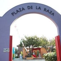 Plaza de la Raza, Лос-Анджелес, Калифорния