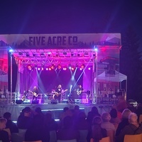 Fall Fair Grounds, Порт Элберни