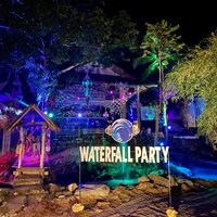 Waterfall Party, Бан Тай