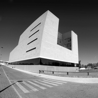 Teatro das Figuras, Фаро