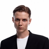 Ваня Дмитриенко