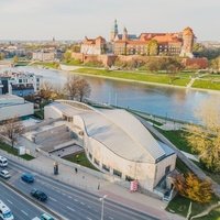 Manggha, Краков