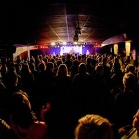 ((stereo)), Клагенфурт