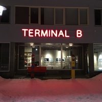 Pikene på Broen / Terminal B, Киркенес