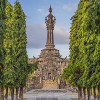 Lapangan Niti Mandala Renon, Денпасар