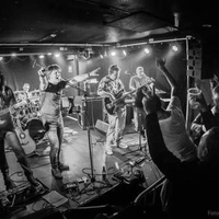 Flytten, Хёугесунн