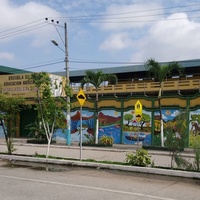 Basic Education School Demetrio Aguilera Malta, Дуран