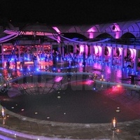 Terasa Atlantis, Бузэу