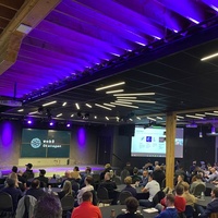 Metro Hub, Келоуна