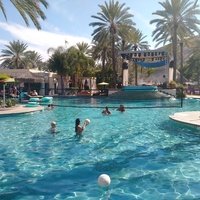 Dive at Harrah's Resort SoCal, Вэлли Сентер, Калифорния