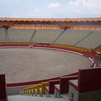 Plaza de Toros, Аписако