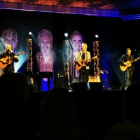 Otto Flick Halle, Кройцталь