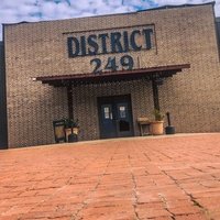 District 249 Bar & Grill, Томбал, Техас