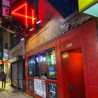 4th Wall Restaurant & Bar, Бостон, Массачусетс