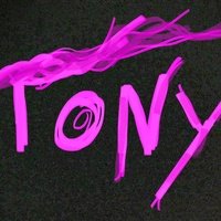 Le Tony, Париж