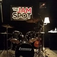 The Jam Spot Rehearsal Studio, Ньюмаркет, Онтарио