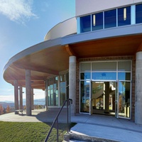 Venables Theatre, Оливер