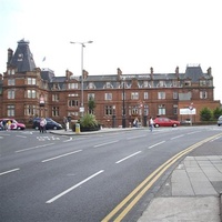 Ayr Town Hall, Эр