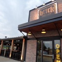 Brick House Restaurant & Pub, Вунсокет, Род-Айленд