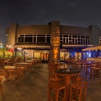 Auro Kitchen & Bar, Нью-Дели